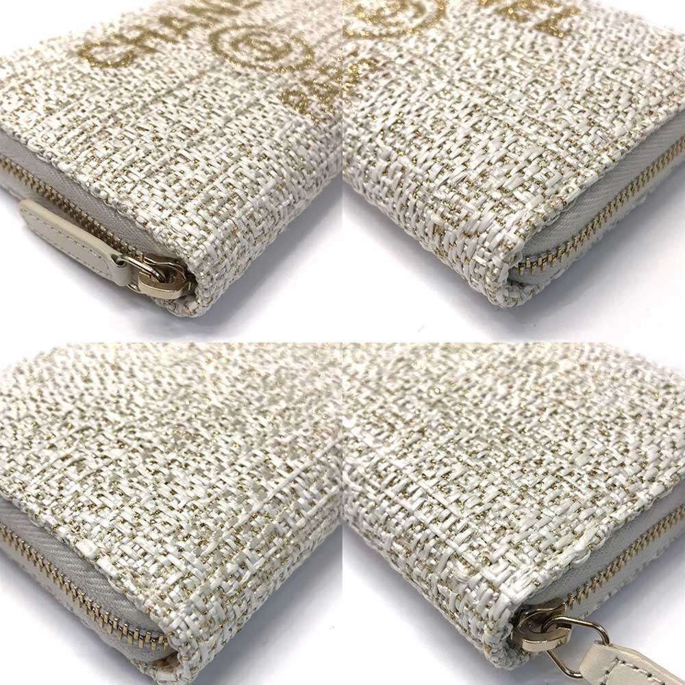 CHANEL Authentic White Deauville Wallet - Picture 3 of 7